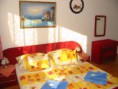 /album/kepgaleria-kepek3/budapest-apartment-large-room-bed-jpg1/